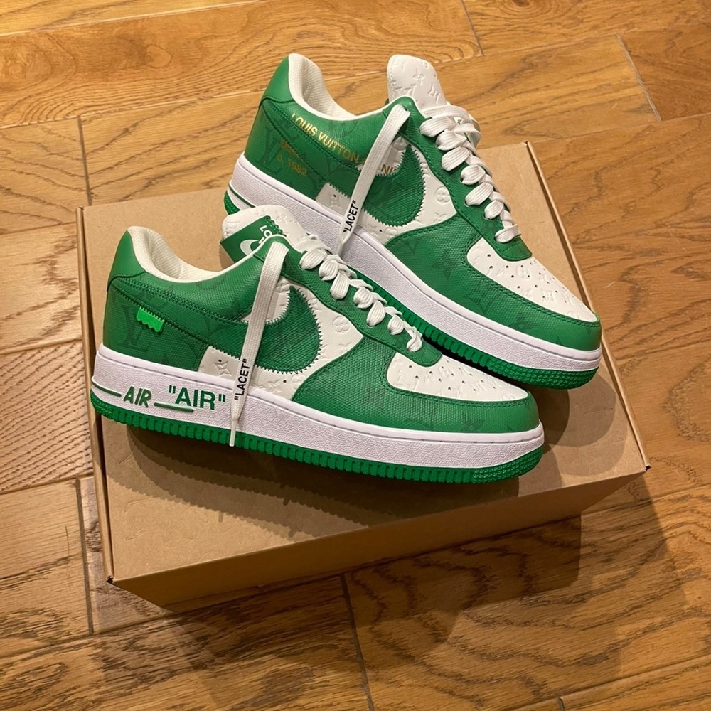 LOUIS VUITTON NIKE SNEAKERS - Picture 2 of 10